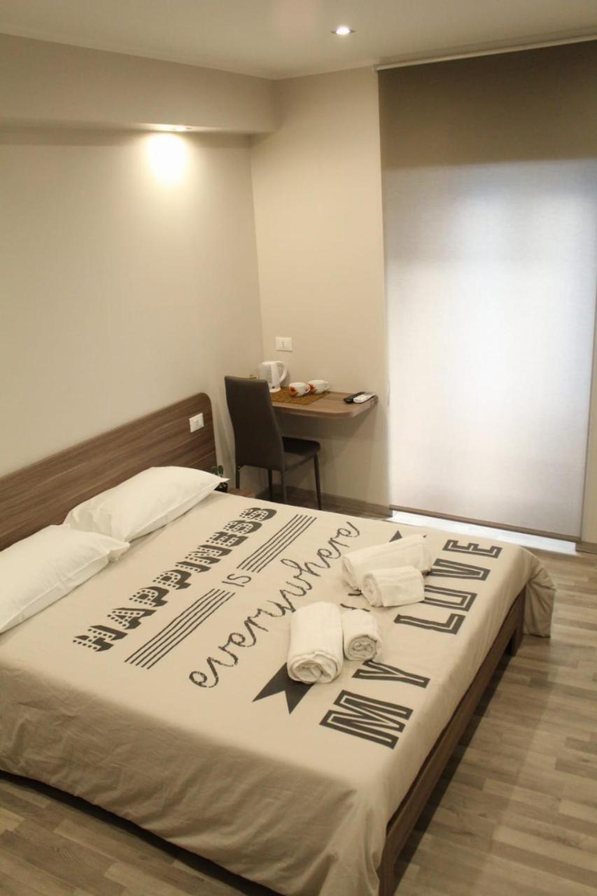 Bed and Breakfast Tre Stelle Al Duomo Катанія Екстер'єр фото